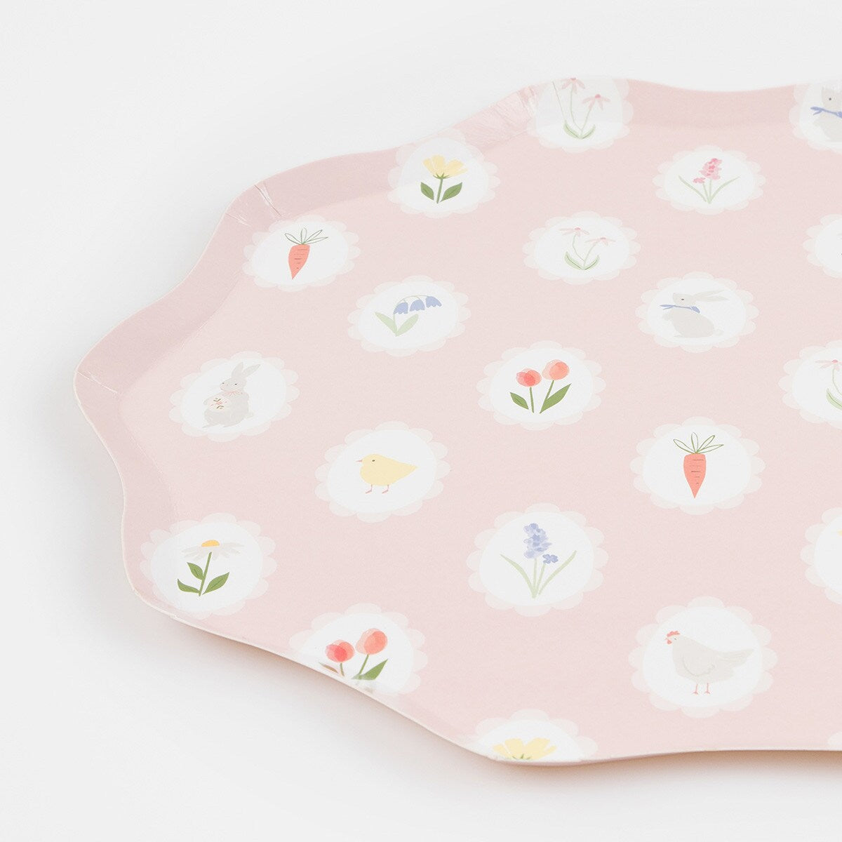 Easter Cameo Dinner Plates (x 8)