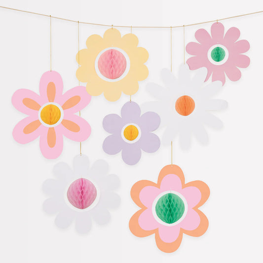 Groovy Flower Hanging Decorations (x 7)