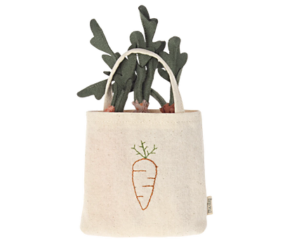Carrots in shopping bag, Mini