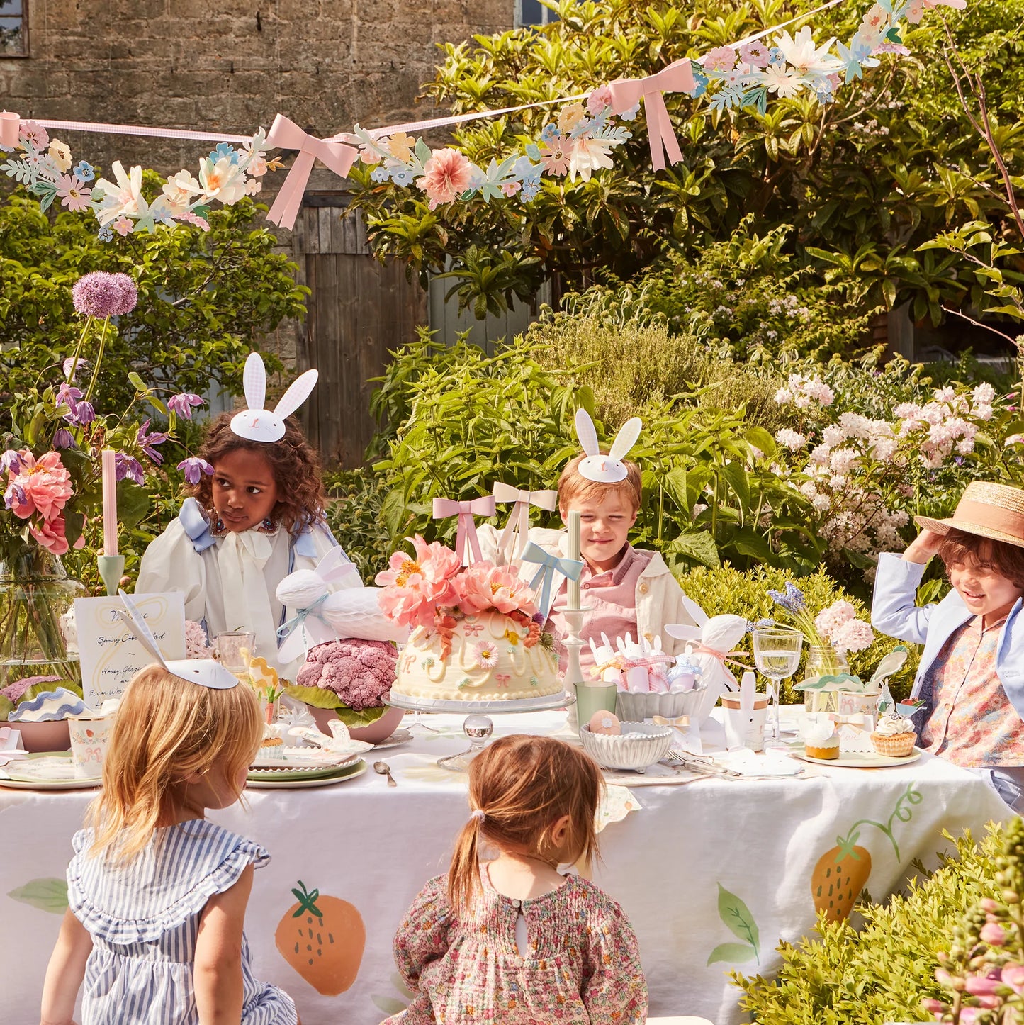 Flower & Bow Garland