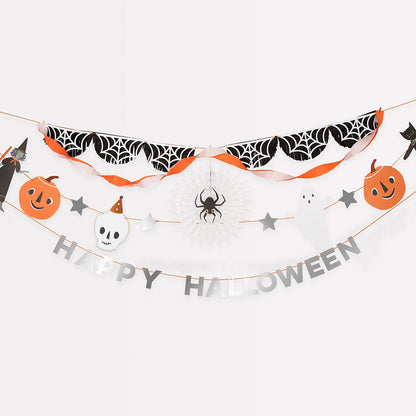 It's Halloween! Party Garland