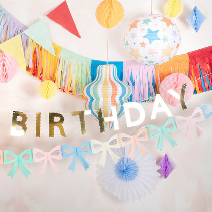 Bright Fringe Garland