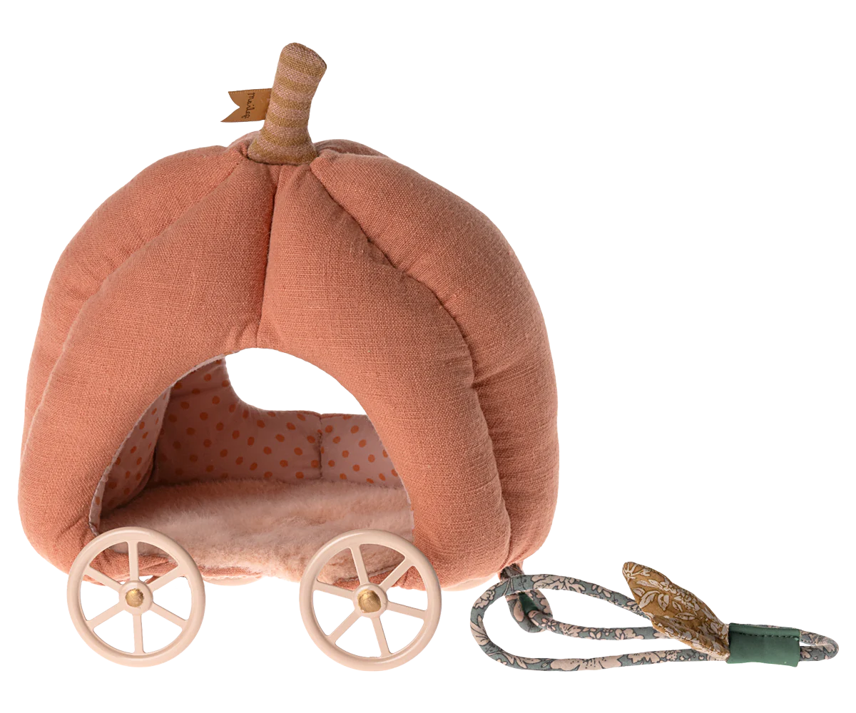 Pumpkin Carriage- Mouse