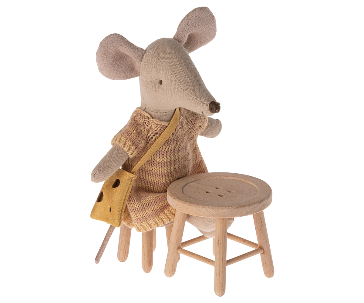 Table and Stool Set- Mouse