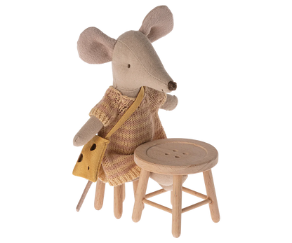 Table and Stool Set- Mouse