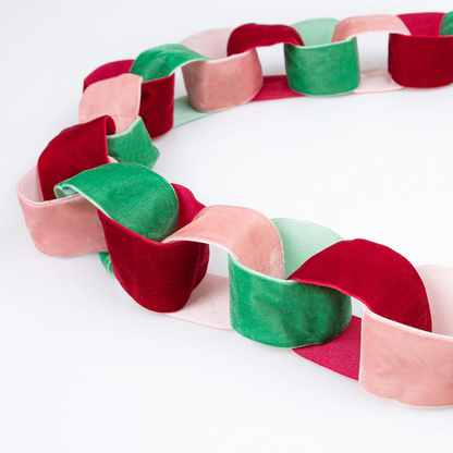 Velvet Chain Link Garland