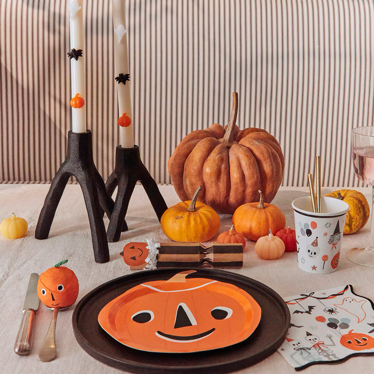 It's Halloween! Large Napkins (x 16)