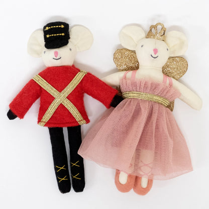 Theatre Suitcase & Ballet Dancer Dolls